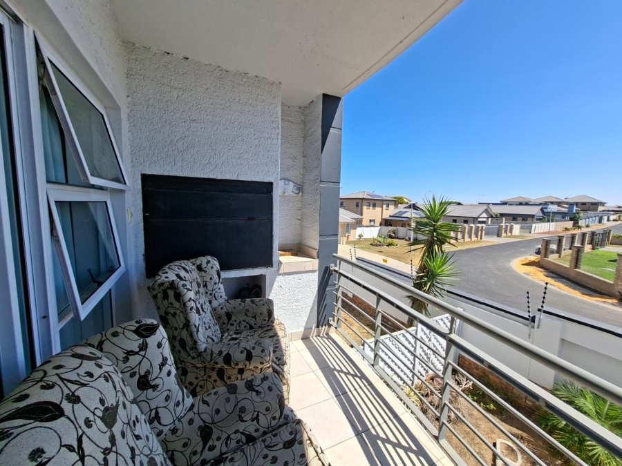 3 Bedroom Property for Sale in Reebok Western Cape